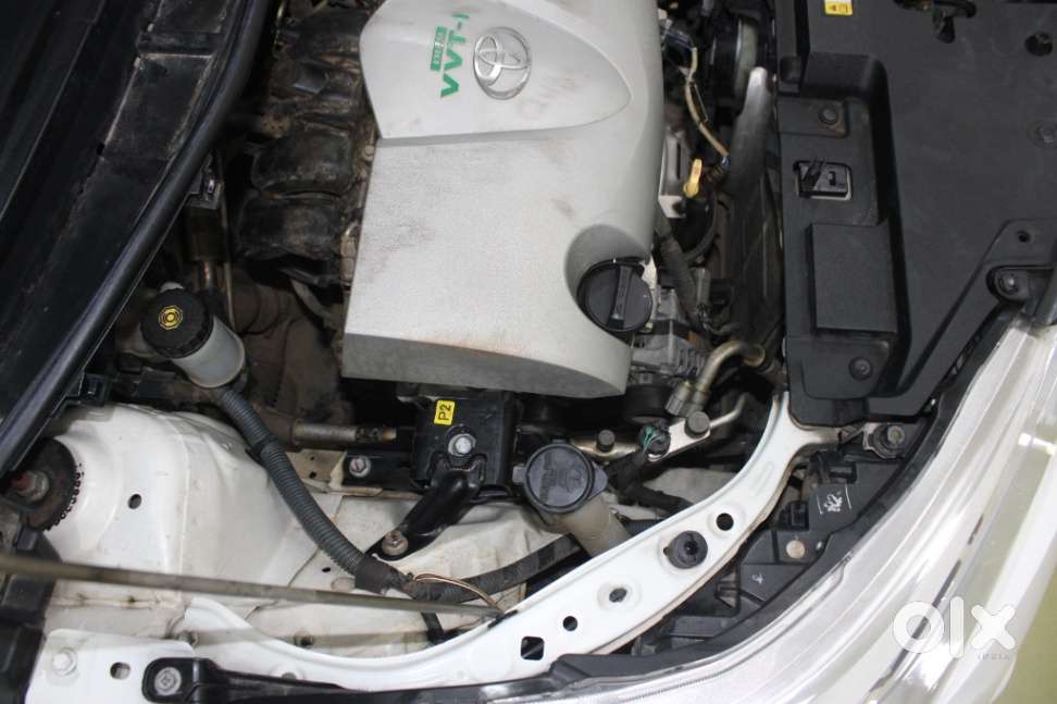 Toyota Yaris J Cvt, 2018, Petrol