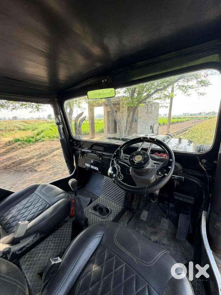 Mahindra Diesel Jeep1979