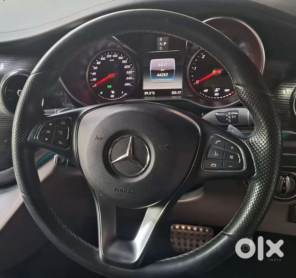Mercedes-benz V-class 2.1 220 Expression Diesel At, 2019, Diesel