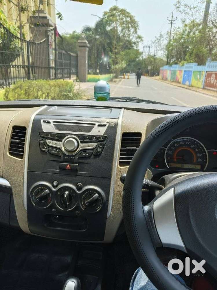 Maruti Suzuki Wagon R Amt Vxi Plus, 2016, Petrol