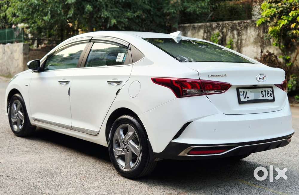 Hyundai Verna Sx Petrol At, 2022, Petrol