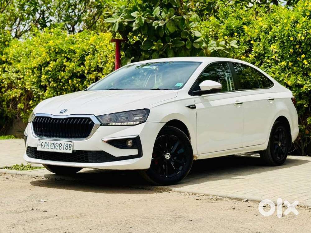 Skoda Slavia 1.0 Ambition Tsi, 2022, Petrol