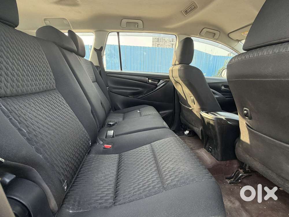 Toyota Innova Crysta 2.8 Gx At, 2017, Diesel