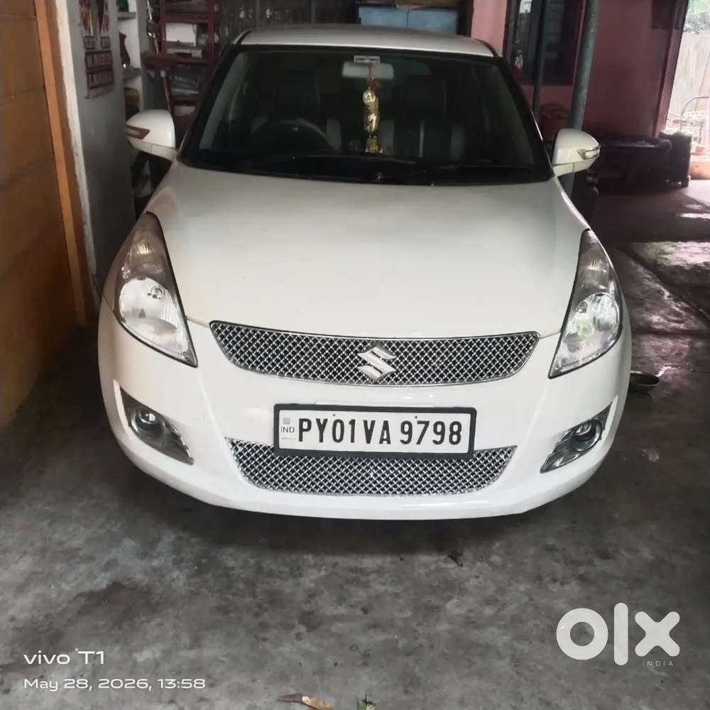 Maruti Suzuki Swift 2012 Petrol 71000 Km Driven
