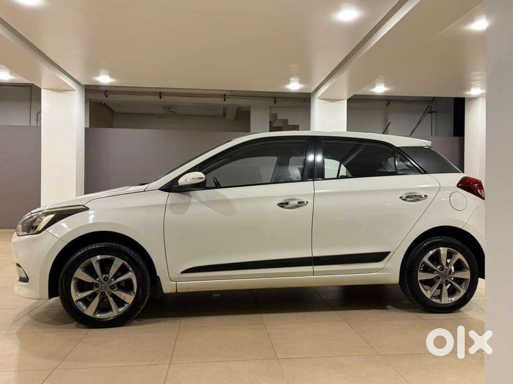 Hyundai Elite I20 2015 Diesel 85300 Km Driven