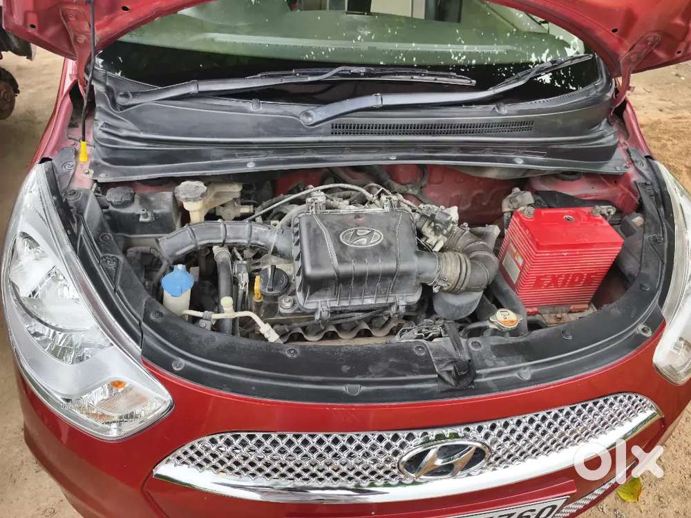 Hyundai I10 2013  Gari Bahut Kam Chali Hui Hai