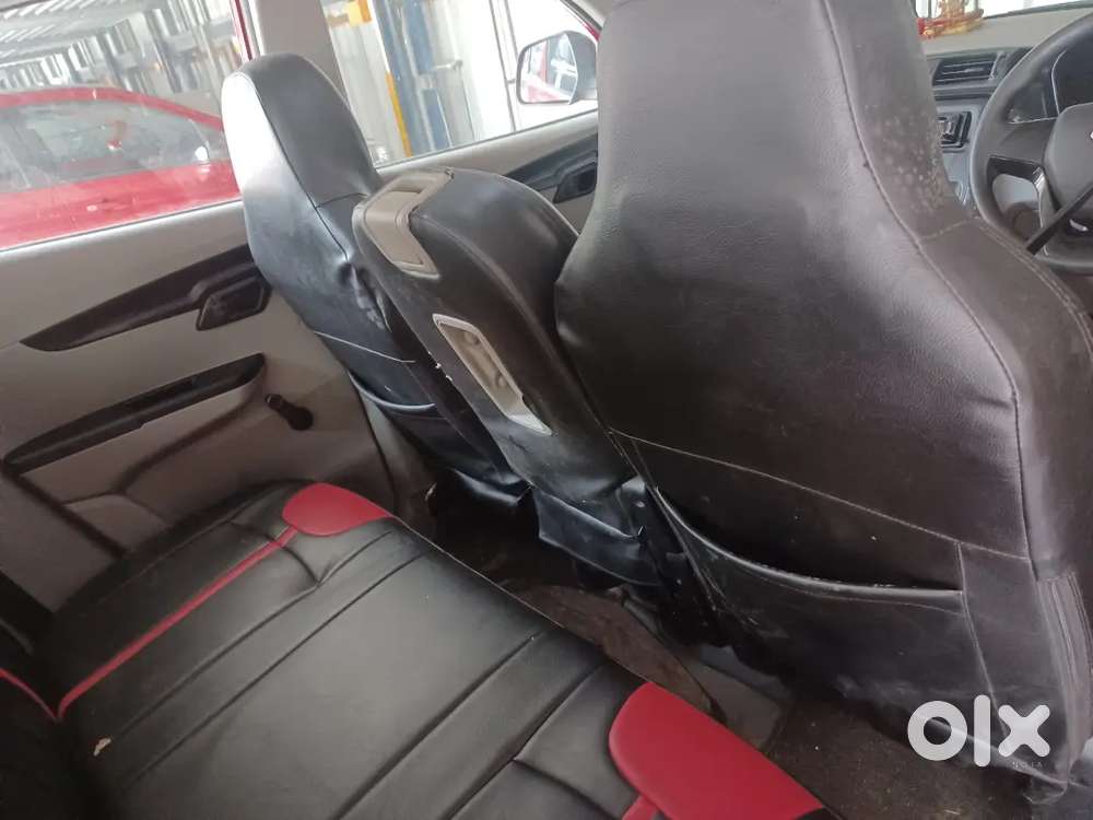 Mahindra Kuv100 July-2017 Petrol 40250 Km Driven