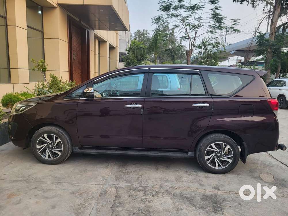 Toyota Innova Crysta 2.4 V 7 Str, 2022, Diesel