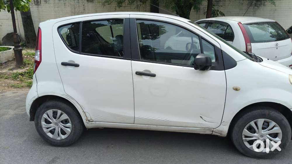 Maruti Suzuki Ritz Lxi, 2012, Petrol