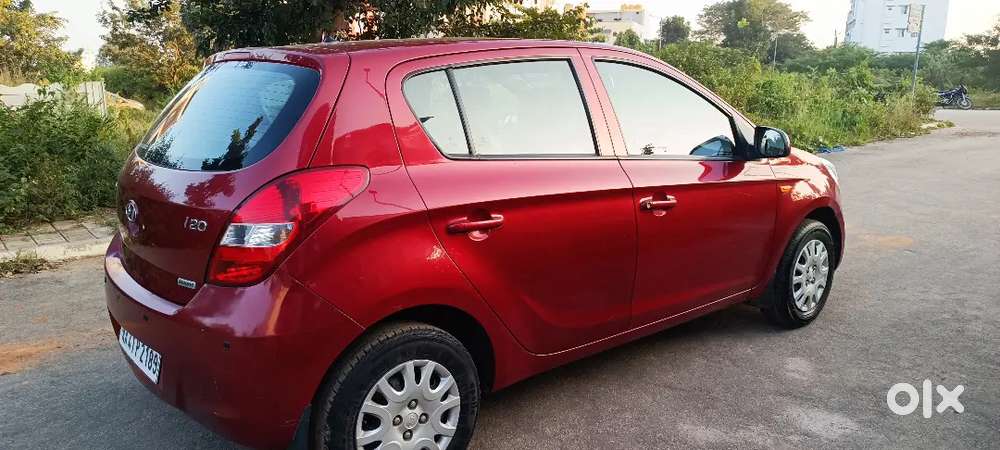Hyundai New I20 2011 Petrol 33000 Km Driven