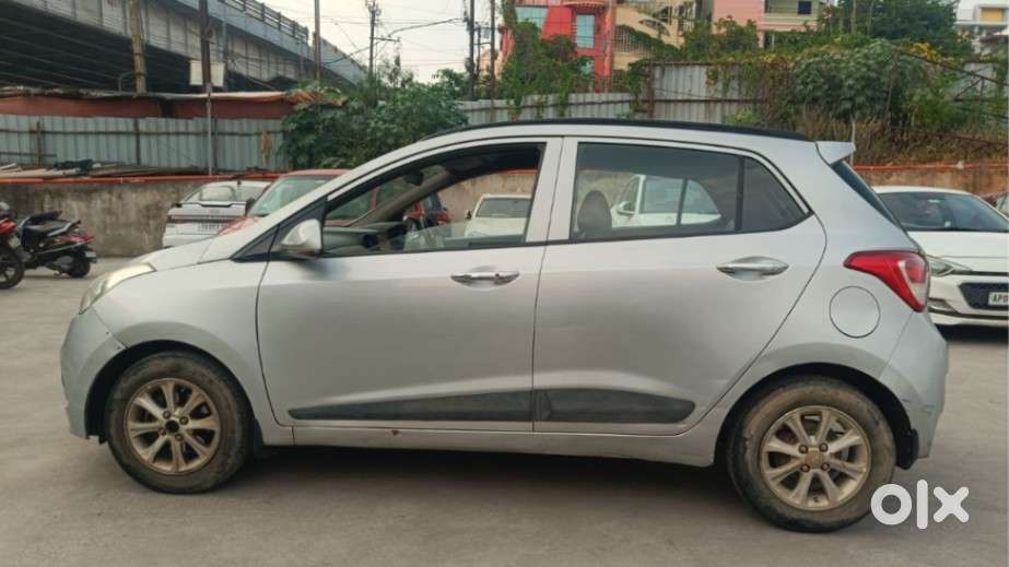 Hyundai Grand I10 Asta Automatic 1.2 Kappa Vtvt, 2015, Petrol