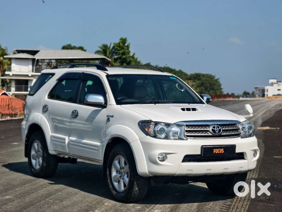 Toyota Fortuner, 2011, Diesel