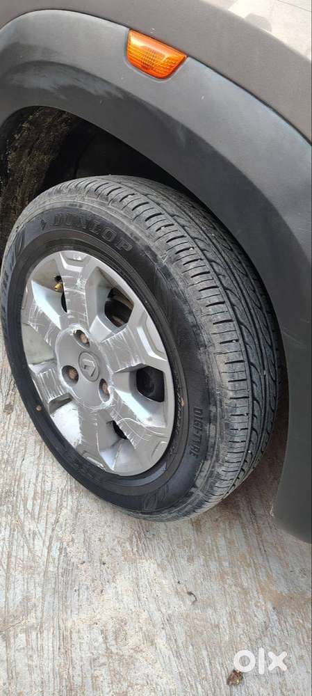 Renault Kwid Climber Rxt 2017  Grey + Orange Edition  Sporty Look