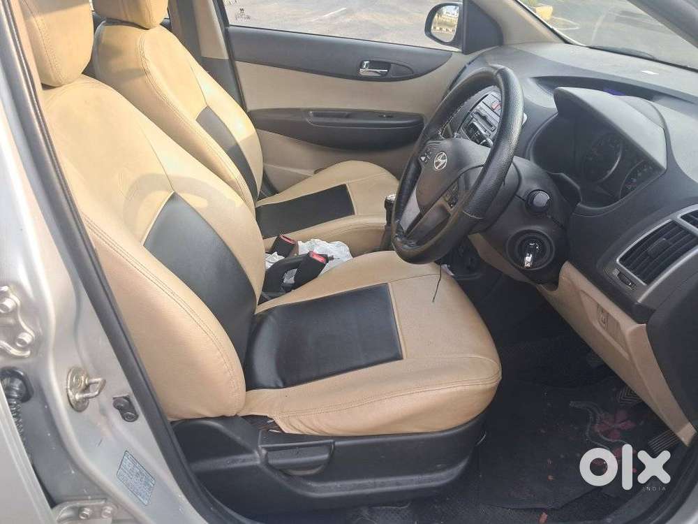 Hyundai I20 Sportz 1.2 Bs-iv, 2012, Petrol