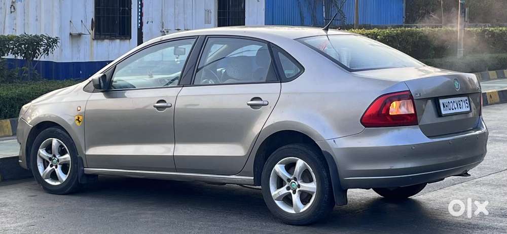 Skoda Rapid Elegance 1.6 Tdi Cr Manual, 2013, Diesel