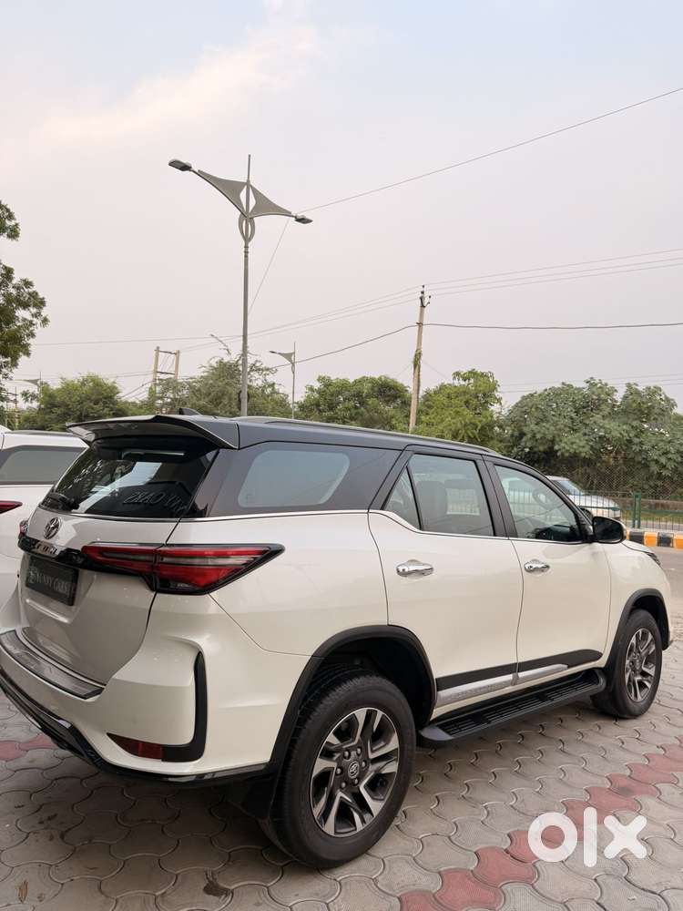 Toyota Fortuner Leader Edition (at), 2021, Diesel