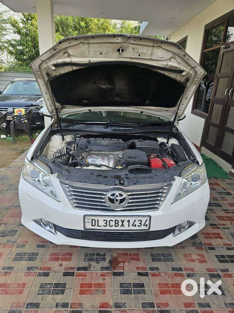 Toyota Camry 2.5l Automatic, 2013, Petrol