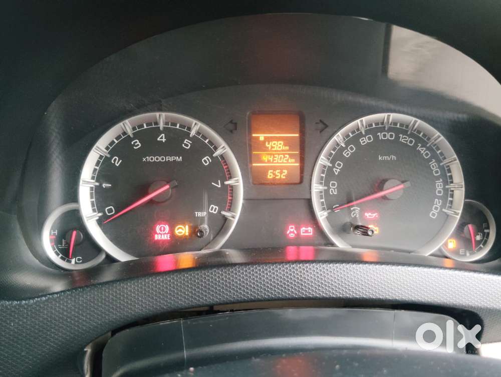 Maruti Suzuki Swift Dzire 1.2 Vxi Bsiv, 2013, Petrol