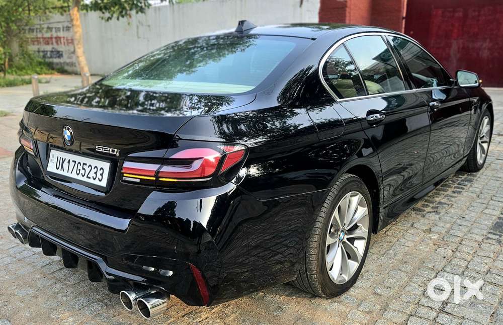 Bmw 5 Series 2.0 520i Luxury Line, 2018, Petrol