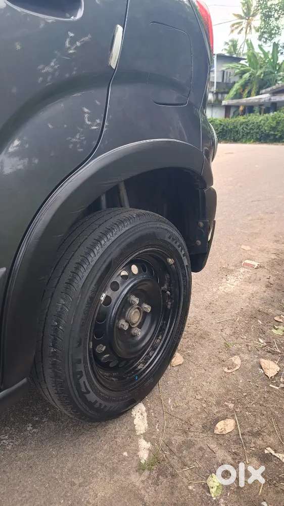 Well Maintained. 4 New Tyres  Company Service History