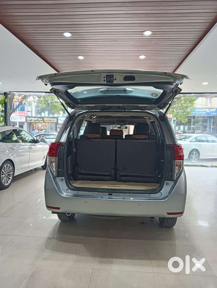 Toyota Innova Crysta 2.4 V, 2017, Diesel