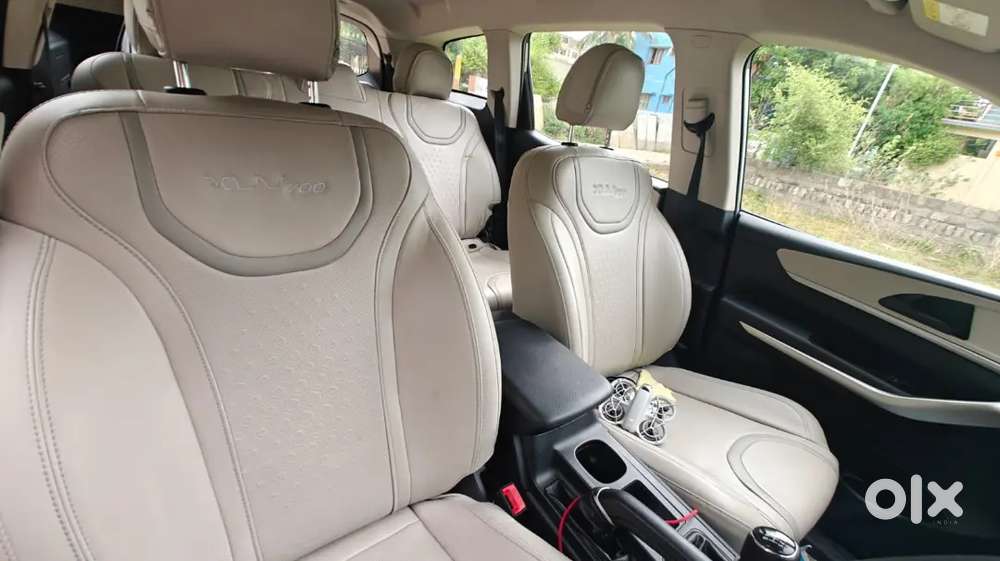 2023 Mahindra Xuv700 7 Seater Diesel