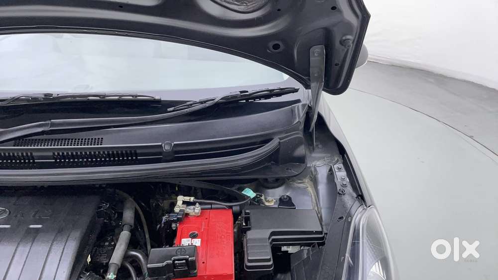 Hyundai Aura 1.2 Sx Cng, 2024, Cng & Hybrids