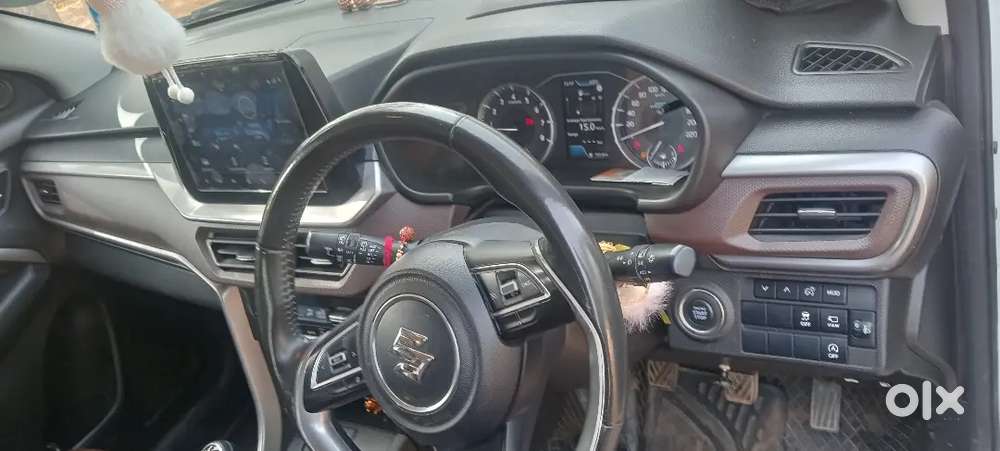 Maruti Suzuki Brezza 3 Petrol 30000 Km Driven