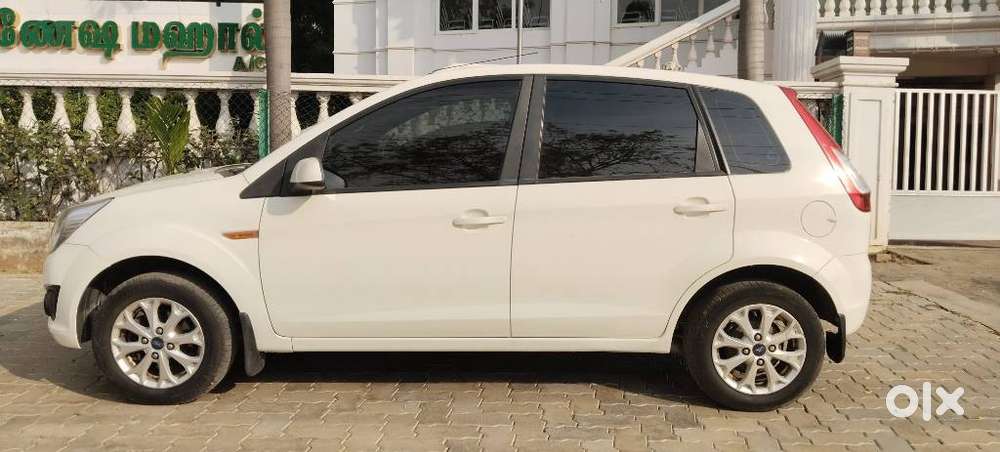 Ford Figo Diesel Titanium, 2013, Diesel