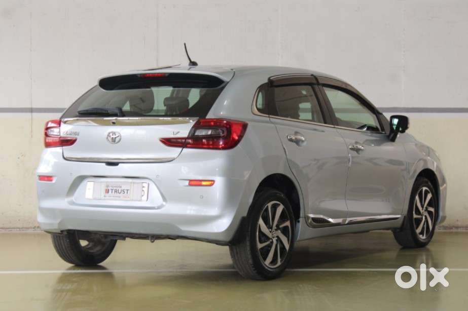 Toyota Glanza 1.2 V Amt, 2023, Petrol