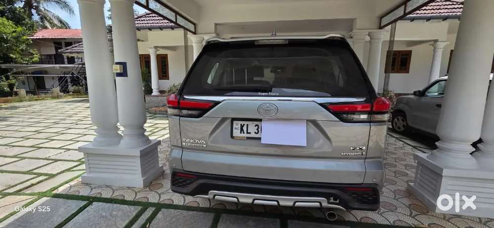 Toyota Innova Hycross 2024 Hybrid 7 Str