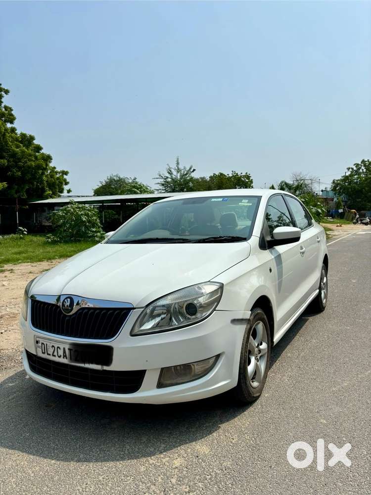 Skoda Rapid 1.6 Mpi Ambition With Alloy Wheel, 2014, Petrol