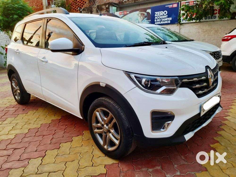 Renault Triber Rxz, 2022, Petrol