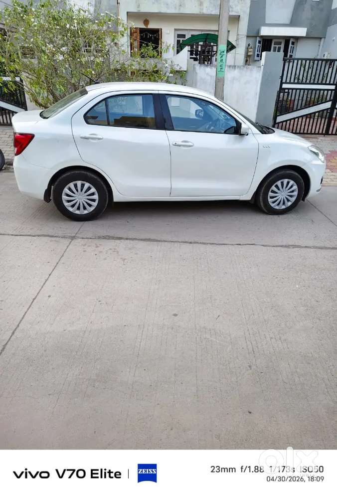 2017 Maruti Suzuki Dzire Vxi Amt Cng