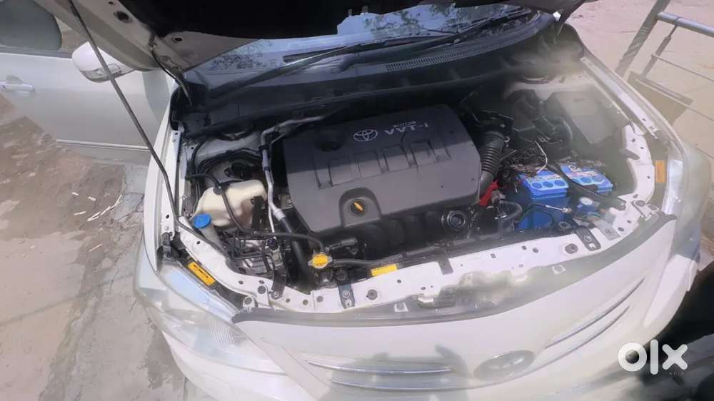 Toyota Corolla Altis 2011 Manual Petrol
