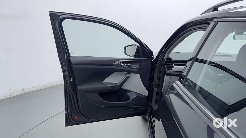 Skoda Kushaq 1.0 Tsi Style At, 2025, Petrol