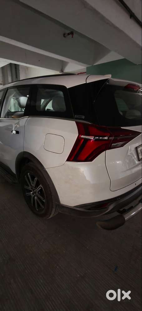 Xuv 700 Top Model Well Maintained
