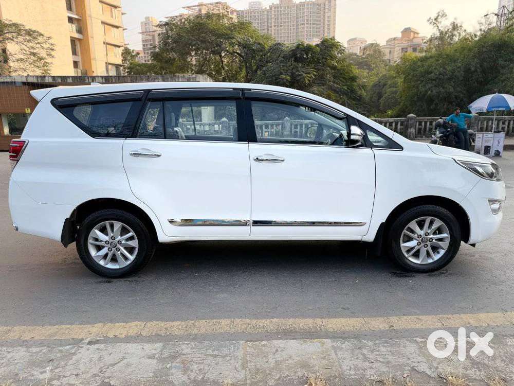 Toyota Innova Crysta 2.8z Automatic, 2017, Diesel