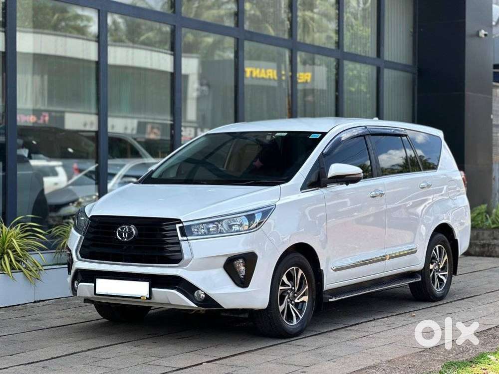 Toyota Innova Crysta 2.4 Gx Limited Edition At 7 Str, 2021, Diesel