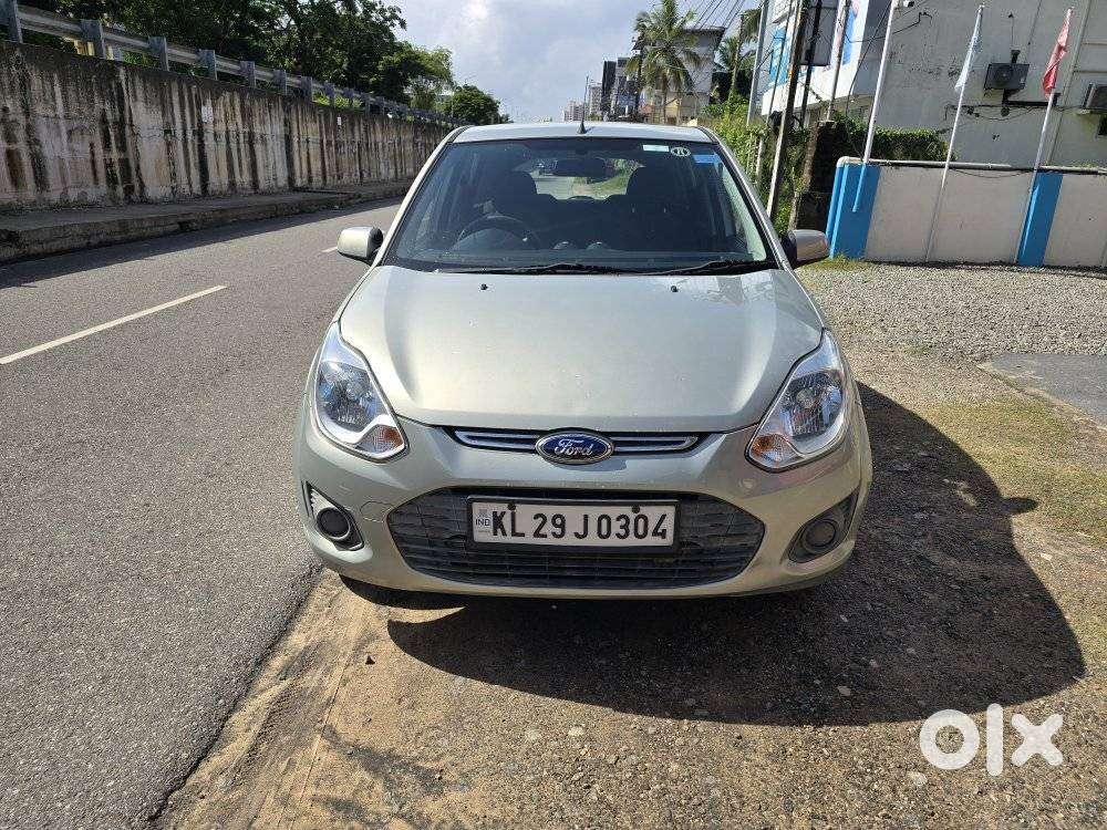 Ford Figo Petrol Zxi, 2014, Petrol