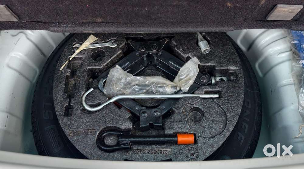 Mahindra Xuv300 W6 Diesel, 2023, Diesel