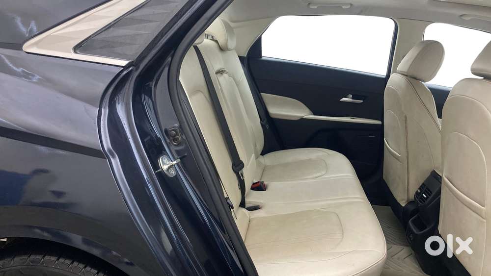 Hyundai Verna 1.5 Sx (o) Vtvt Ivt, 2023, Petrol
