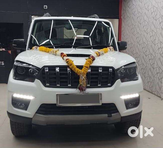 Mahindra Scorpio Vlx 2wd Abs At Bsiii, 2014, Diesel