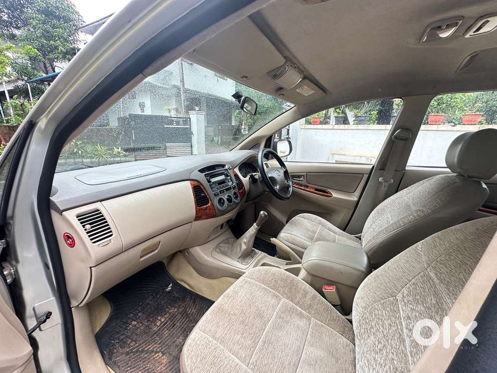 Toyota Innova 2009 Diesel Well Maintained