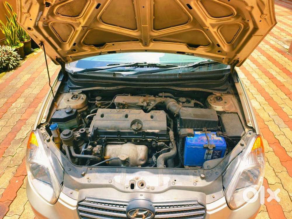 Hyundai Verna 1.6 Xi Mt Petrol  2008 New Tyres + Clutch