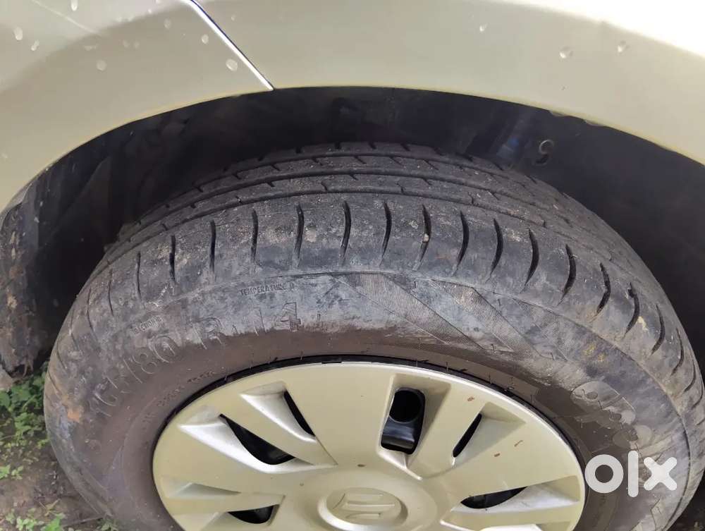Maruti Suzuki Dzire 1.2 Vxi 2013