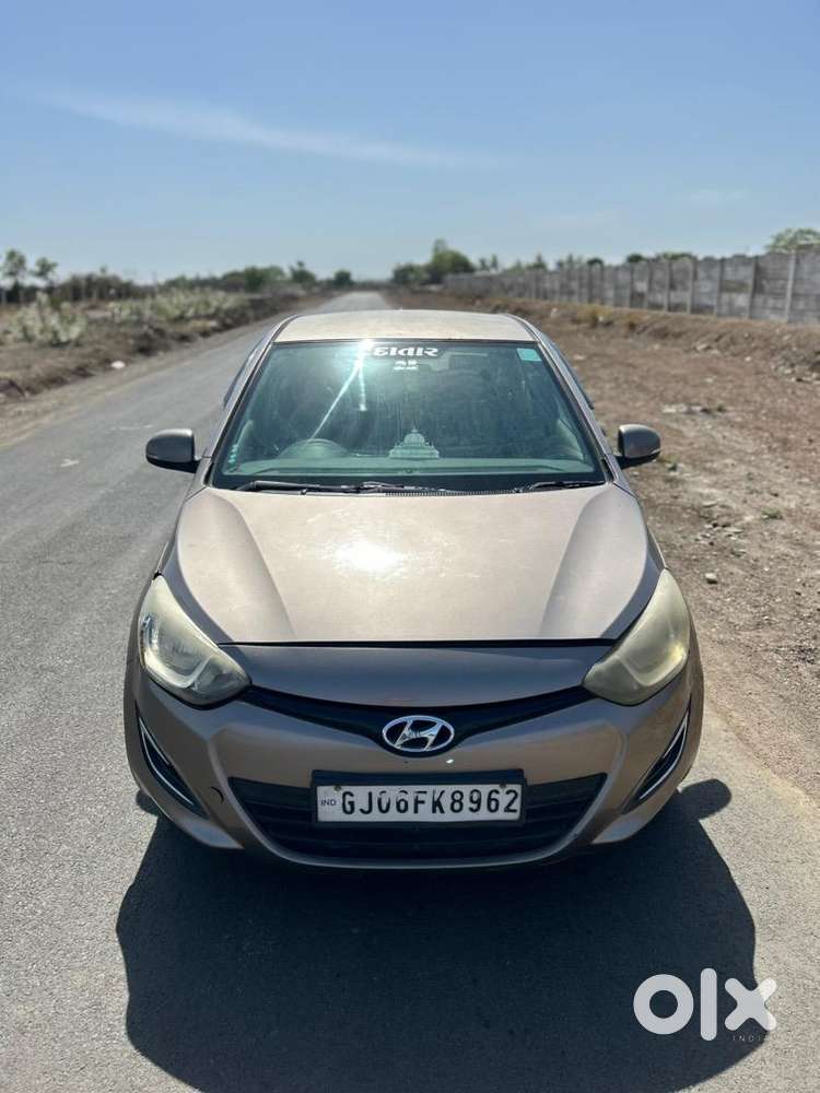 Hyundai I20 2013 Cng & Hybrids Good Condition