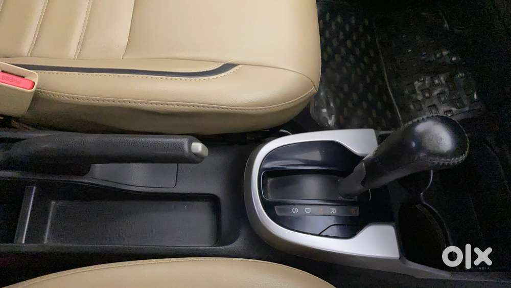 Honda Jazz 1.2 V At I Vtec, 2017, Petrol