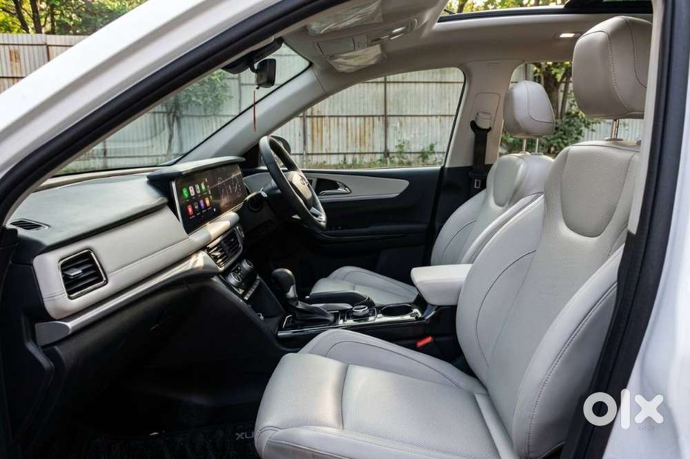 Mahindra Xuv700 2.2 Ax 7 Diesel At Str Awd, 2024, Diesel