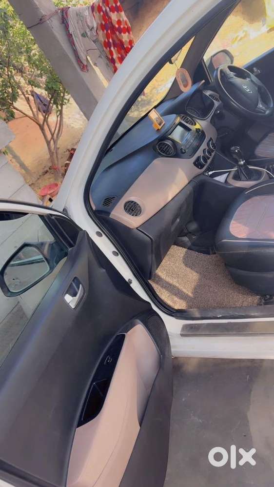 Hyundai Grand I10 2018 Diesel 75000 Km Driven